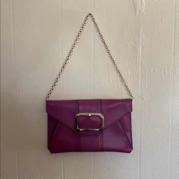 Banana Republic envelope clutch featuring buckle accent and chain strap - Picture 3 of 8